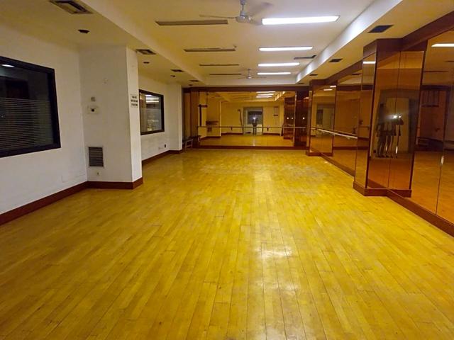 Local de 1600m² junto al centro de Santander photo 0