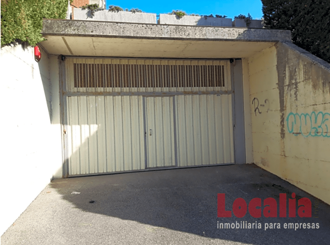 Plazas de garaje en calle Ernest Lluch, Santander. photo 0