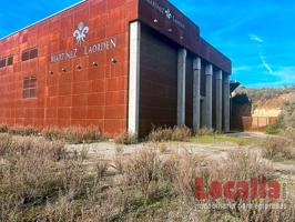 Amplia bodega de vinos en Cenicero, La Rioja photo 0