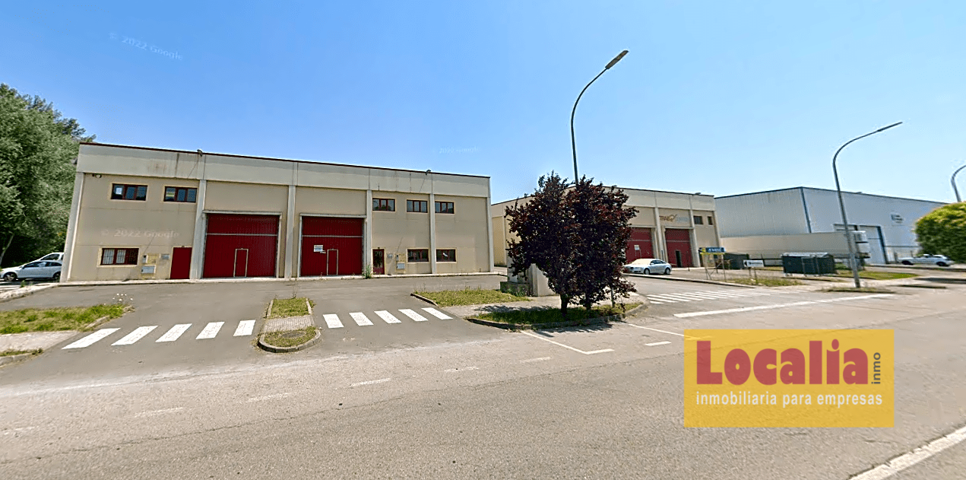 Nave industrial en Polígono de Barros, Cantabria photo 0