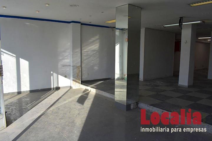 Local comercial junto a Valdecilla, 310m² photo 0