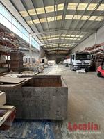 Nave de 1400m2 con edificio comercial en Cantabria photo 0
