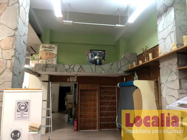 Amplio local de 360 metros en alquiler. Santander. photo 0