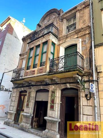 Emblemático edificio en venta. Santoña, Cantabria photo 0