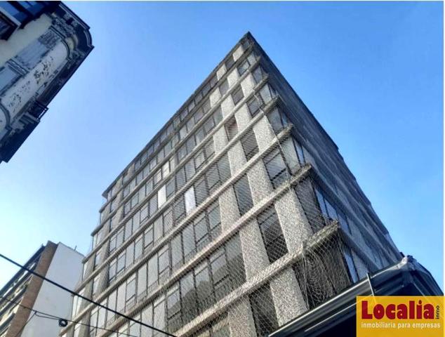 Edificio en venta en Navia de 2500 m2 photo 0