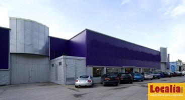 Alquiler de extensa nave comercial en Santander photo 0