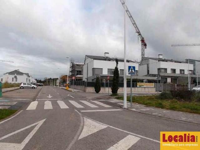 Terreno en venta en Maoño de 350 m2 photo 0