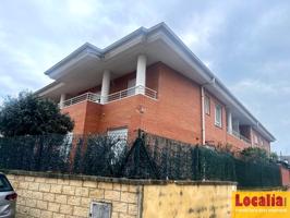 Amplio y coqueto piso en venta. Oruña de Piélagos photo 0