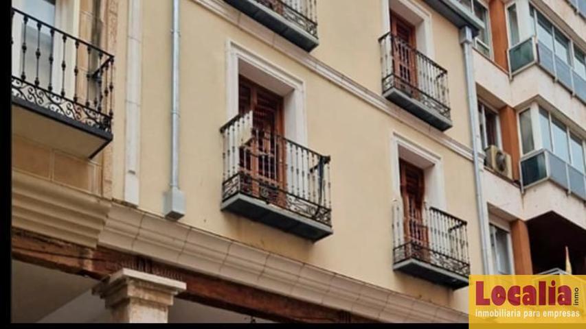 Edificio uso mixto en Calle Mayor, Palencia photo 0
