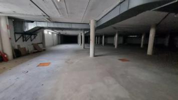 Amplias naves en Santander a precio competitivo photo 0