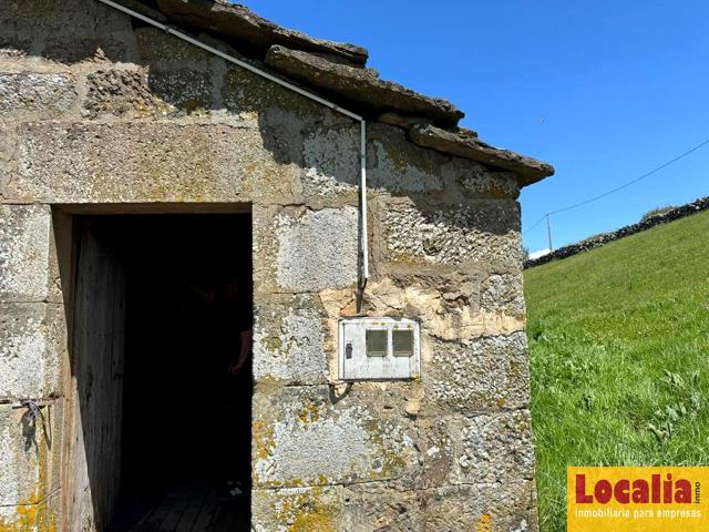 Cabaña en valles pasiegos 1.5 ha con luz y agua photo 0