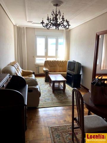 Atractivo y céntrico piso en venta. Torrelavega photo 0