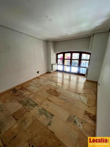 Piso diáfano en el casco histórico de Palencia. photo 0
