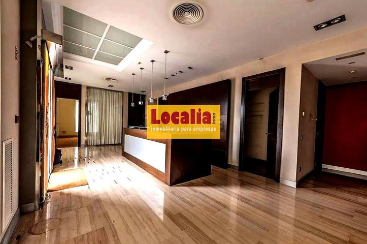 Excelente local frente al mar en Santander photo 0