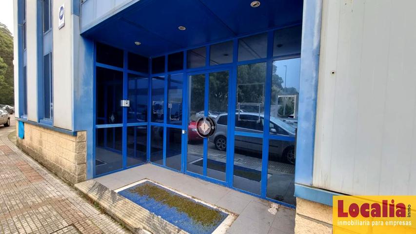 Espectacular nave con oficinas en Camargo. photo 0