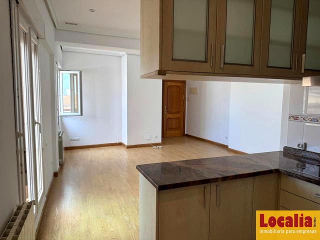 Estupendo piso en el centro de Santander. photo 0