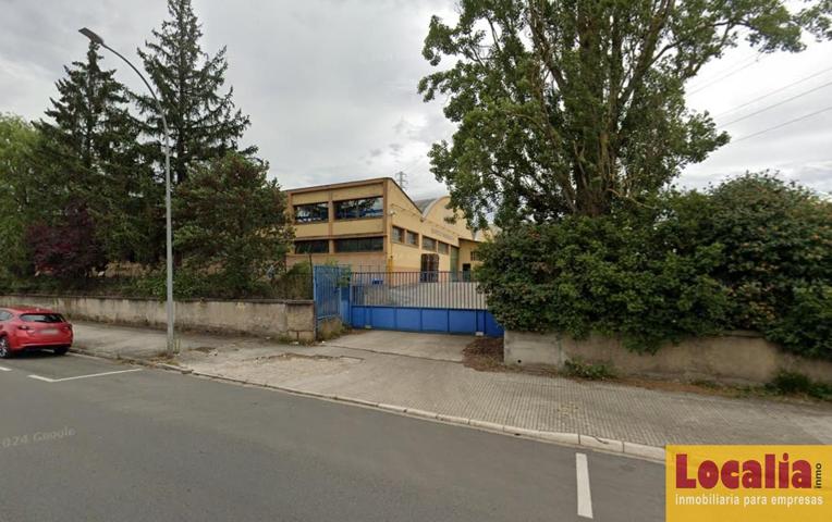 Oportunidad de nave en Vitoria photo 0