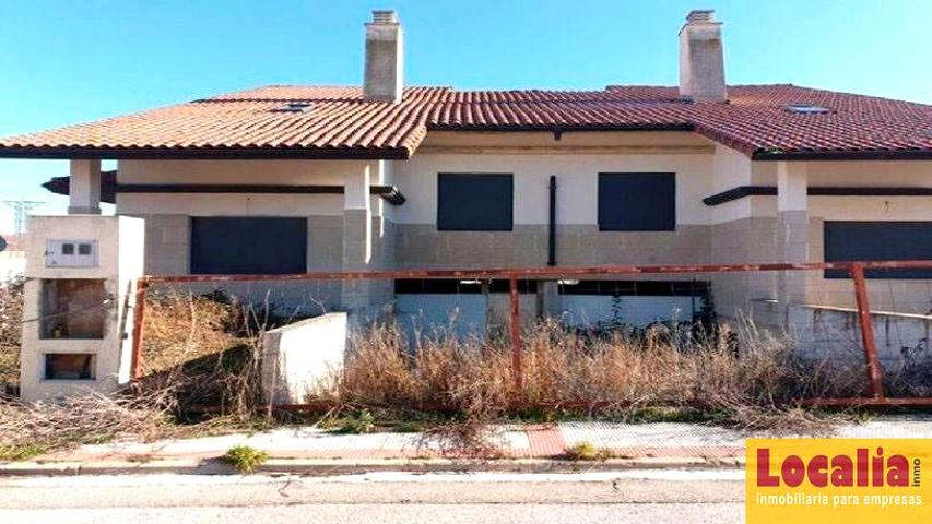 Oportunidad de inversión: obra parada 2 chalets photo 0