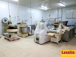 Amplia nave industrial en Segovia photo 0