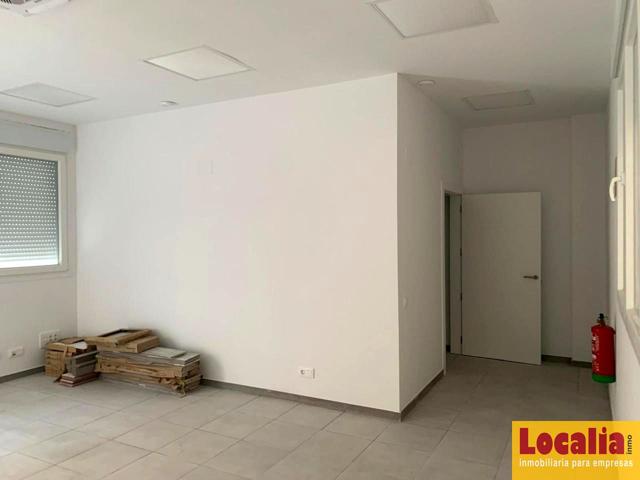 Nave Industrial a estrenar en Valladolid photo 0