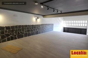 Venta de locales contiguos y céntricos en Maliaño photo 0