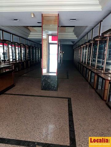 Alquiler de amplio local con potencial, Palencia photo 0