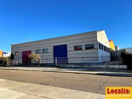 Interesante nave de 800 metros en venta, Palencia photo 0