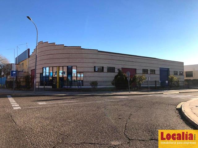 Interesante nave de 800 metros en venta, Palencia photo 0