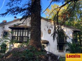 Amplia vivienda para reformar en Valles Pasiegos photo 0