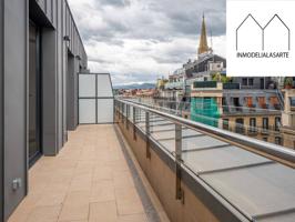 Piso en alquiler en Centro photo 0