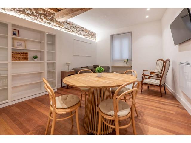 Venta de piso en San Sebastián - Donostia photo 0