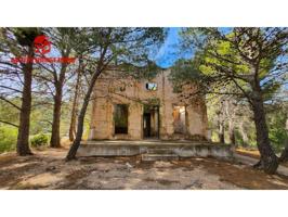 Terreno en venta en Alfara de Carles photo 0