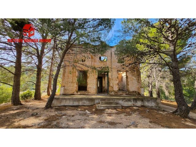 Terreno en venta en Alfara de Carles photo 0