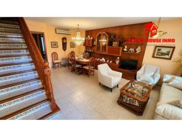 Casa adosada en venta en Zona Platges photo 0