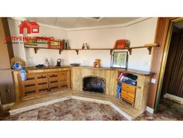 ¡Casa independiente con almacén en venta en Alcanar! photo 0