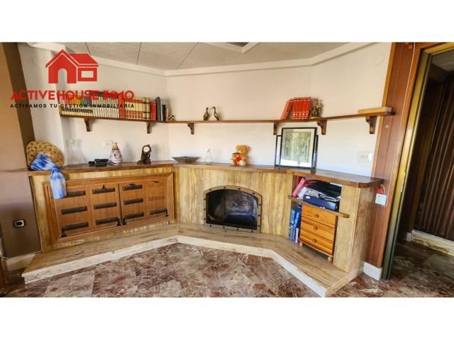 ¡Casa independiente con almacén en venta en Alcanar! photo 0