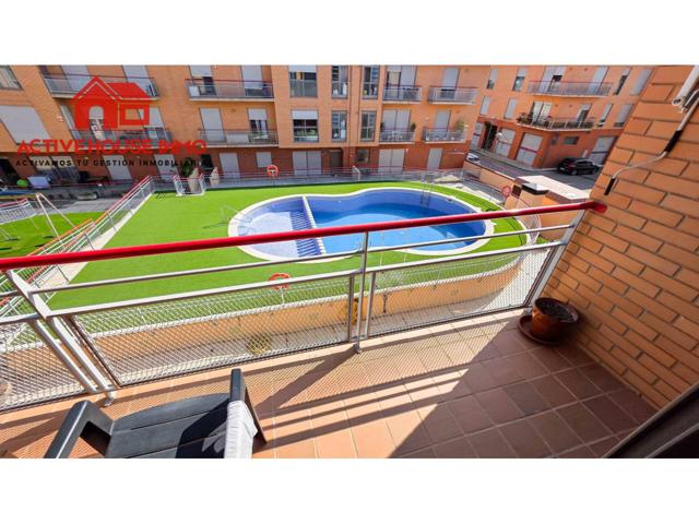 Venta de piso con piscina en Santa Bàrbara photo 0