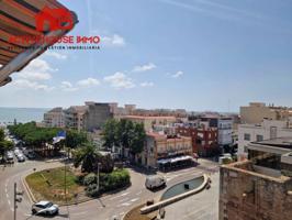 Venta de piso de 4 habitaciones en La Ràpita photo 0