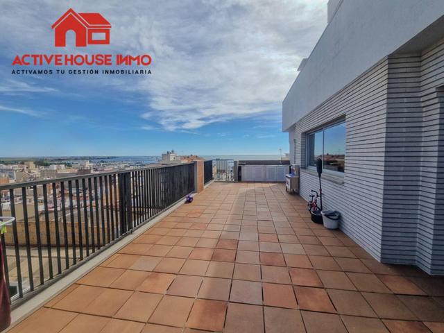 Ático en venta con una amplia terraza en La Ràpita - Centro photo 0