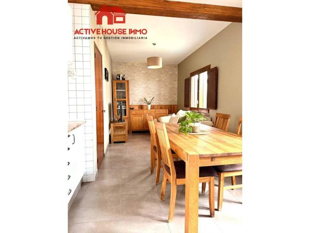 Venta de casa con terraza en Sant Jaume d'Enveja photo 0