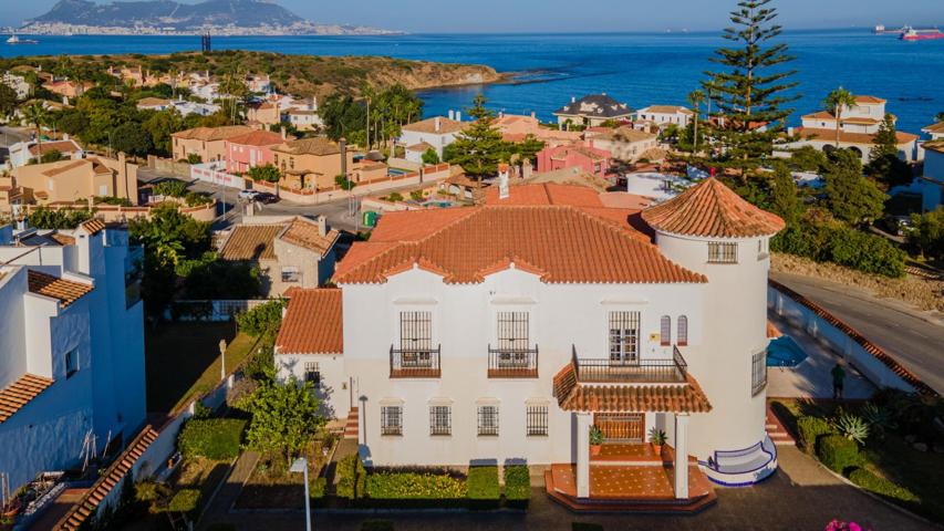 CHALET SEIS HABITACIONES CON VISTAS AL MAR EN ALGECIRAS photo 0