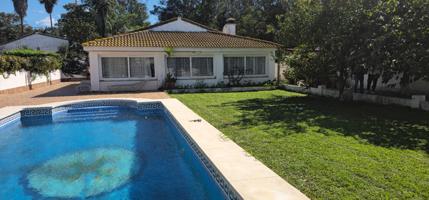 VILLA EN LOS BARRIOS - ZONA GUADACORTE photo 0