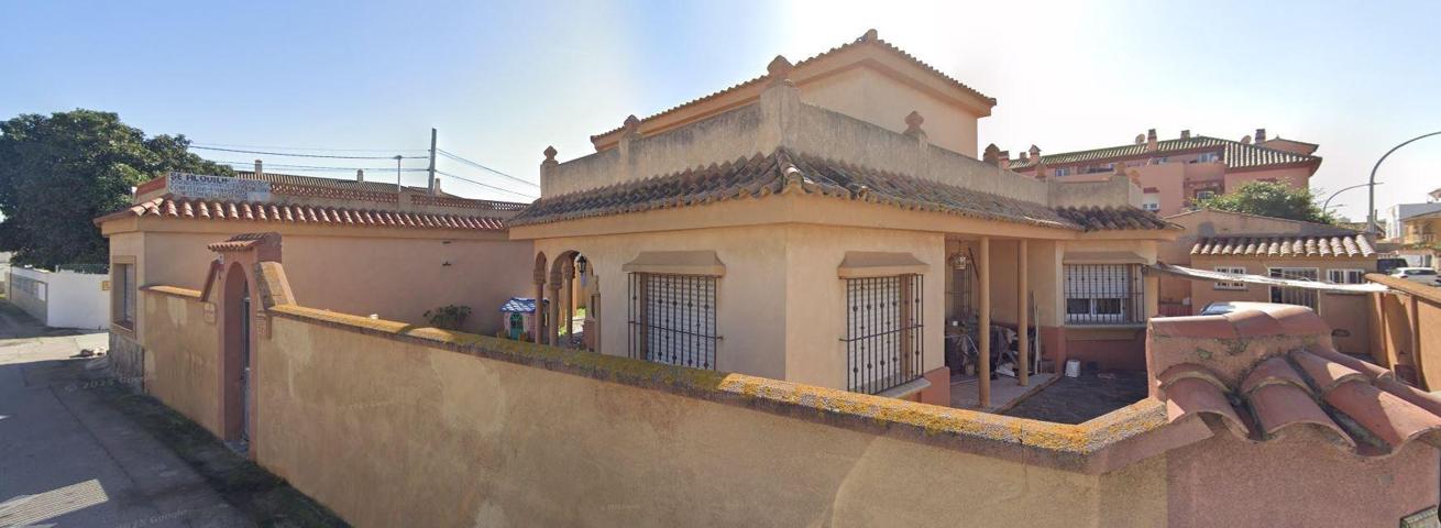 CHALET INDEPENDIENTE DE SIETE HABITACIONES EN ALGECIRAS - ZONA RINCONCILLO photo 0