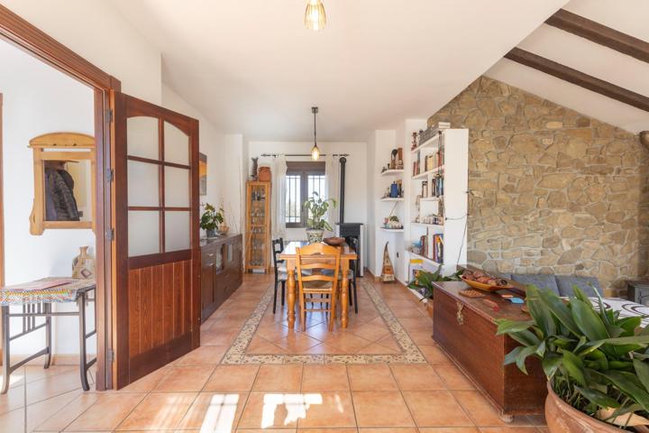 MARAVILLOSO CHALET INDEPENDIENTE CON PISCINA photo 0