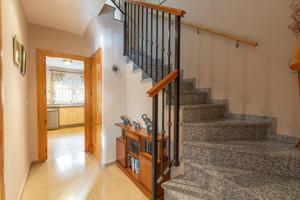 Casa en Venta en Maracena, Granada – Lista para Entrar a Vivir photo 0