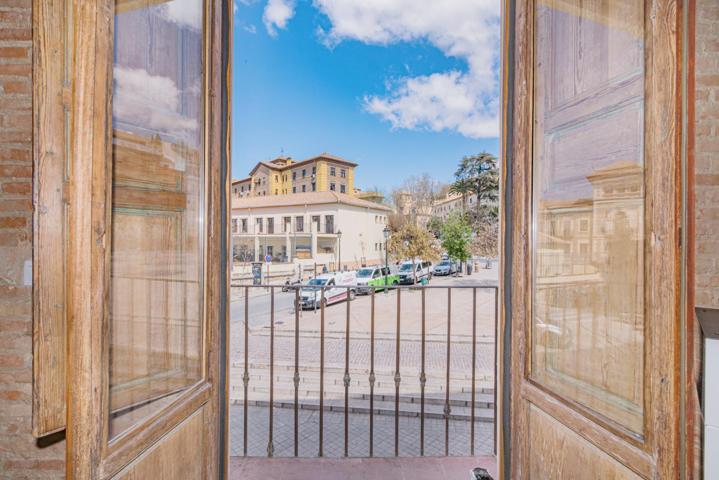 *** CASA SEÑORIAL EN PLAZA DEL TRIUNFO-CENTRO HISTÓRICO*** photo 0