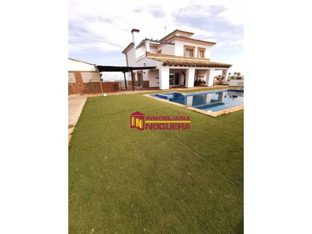 Venta de Villa en Écija photo 0