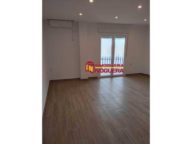 Se vende fabuloso piso en zona centro de Écija photo 0