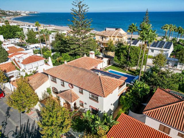 UBICACIÓN!!!! Magnifica villa en segunda línea de playa en La Cala de Mijas!!! photo 0