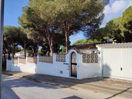 Oportunidad Única: Villa con Proyecto y Licencia en Exclusiva Urbanización de Golf photo 0